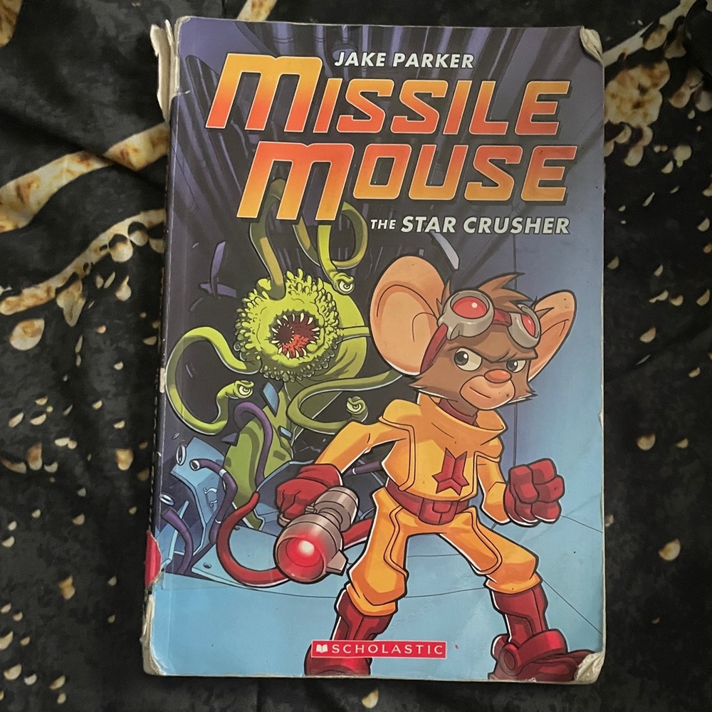 Missile mouse, the star crusher